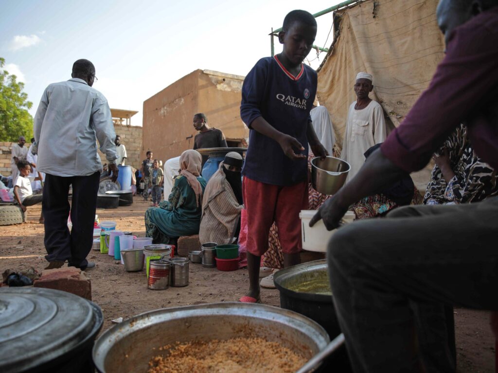 Air strike in Sudan kills UN aid truck driver: WFP | Conflict News