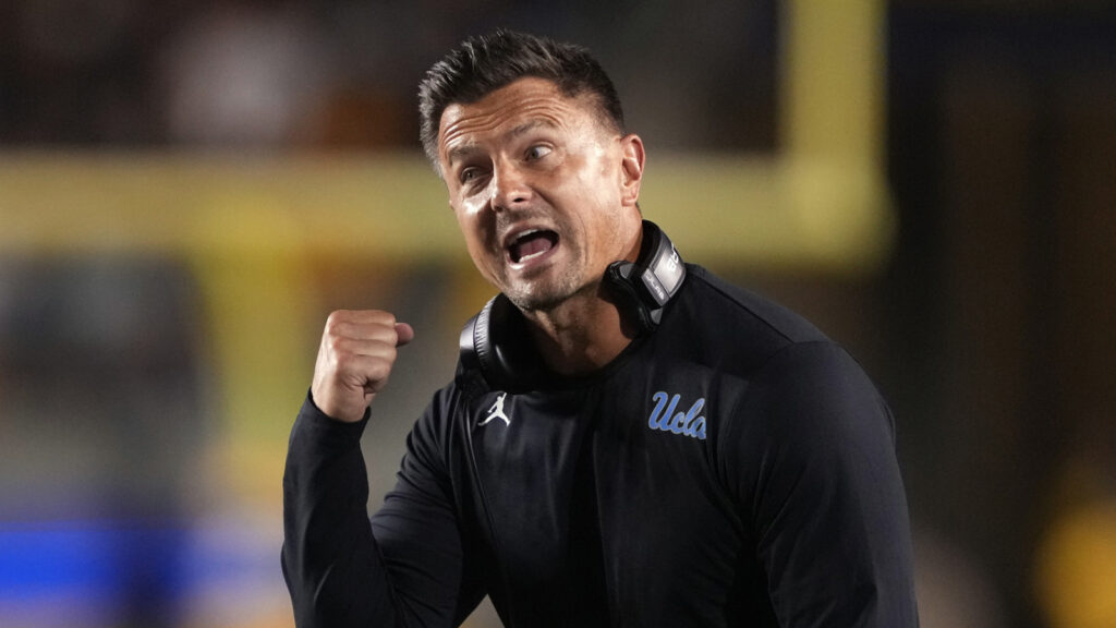 Bob Chesney gets first signature win at UCLA with upset of Oregon