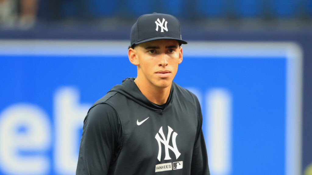 Four errors prove costly for Yankees in Game 2 of ALDS