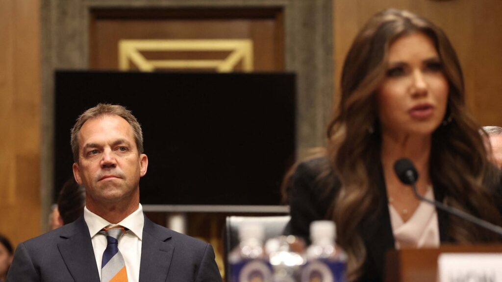 Former DHS Secretary Kristi Noem files for divorce