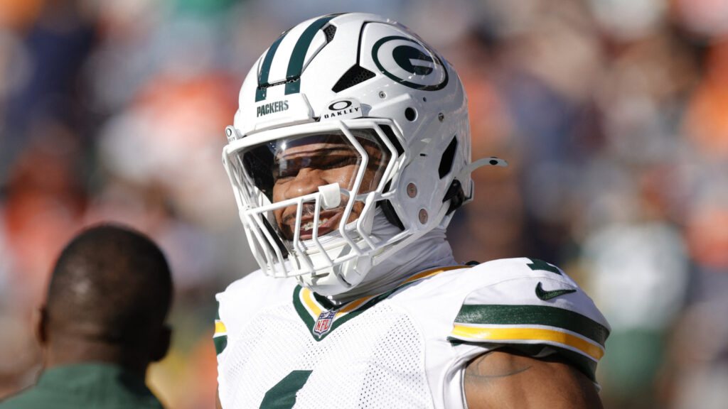 Packers’ Parsons explains why he won’t return against Cowboys