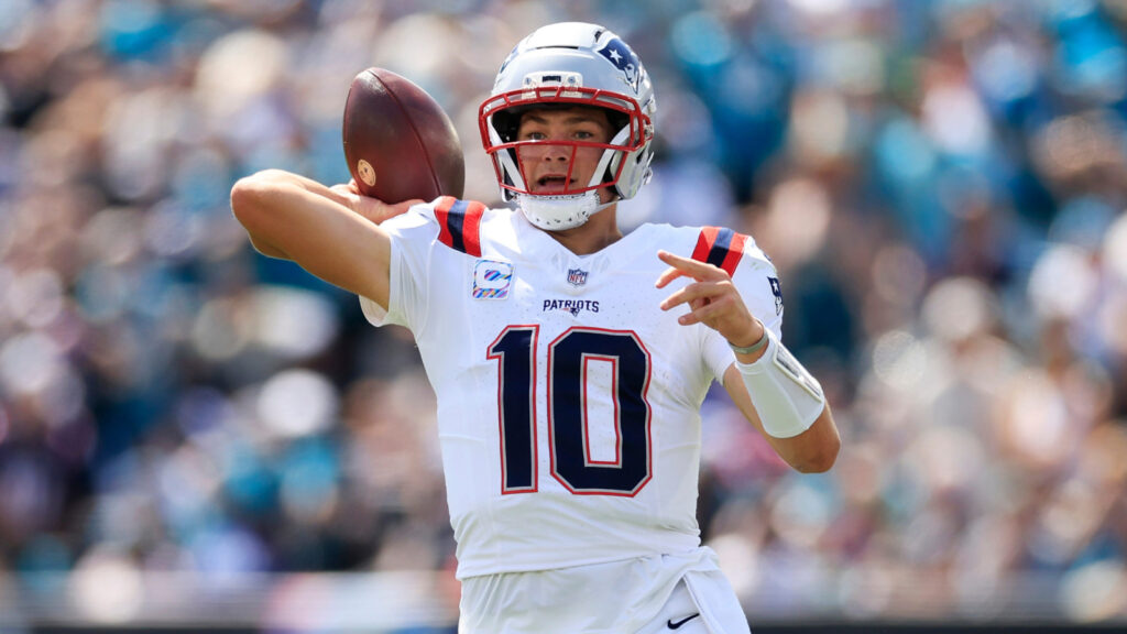 Patriots reemerge as contenders after dominant win over Raiders