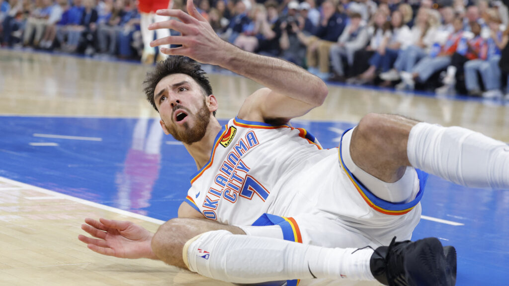 Thunder announce an awful injury update on Chet Holmgren