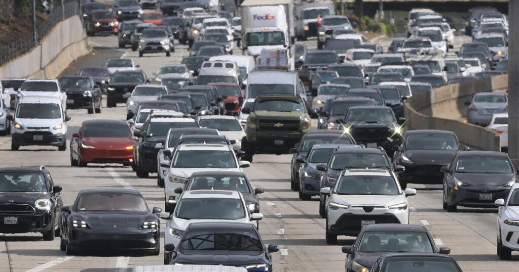 Weakened fuel-economy standards are bad for our lungs and skies